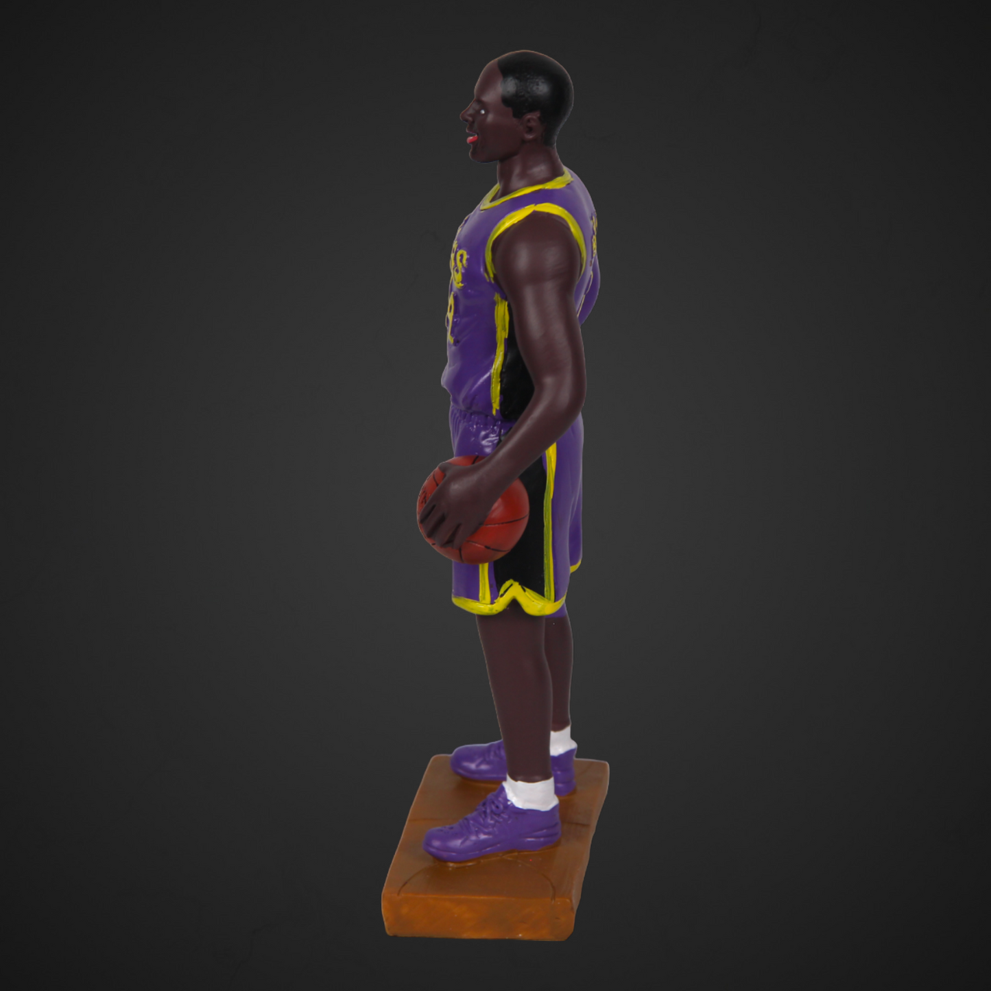 Kobe figurine