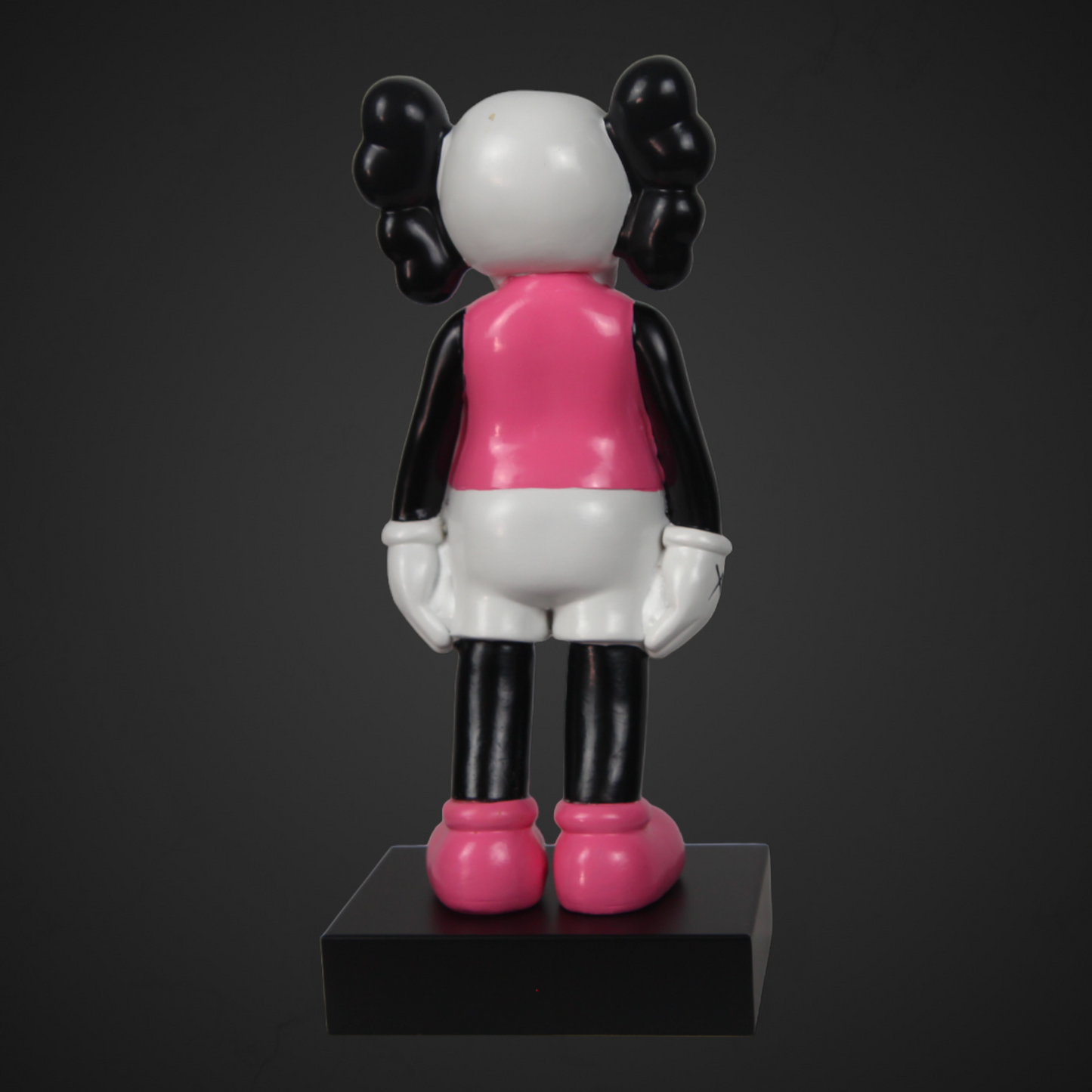 Kaws L